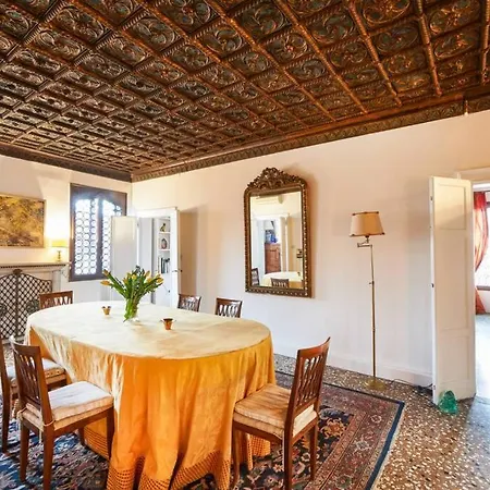 Lägenhet Ca' Fenice, Charming In San Marco, Sleep 7 Venedig